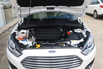 2017款福睿斯改款1.5L自动舒适型