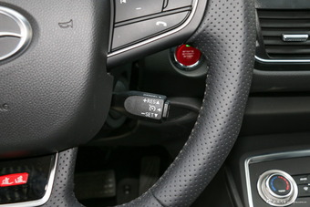 2018款逍遥改款1.5GTDI CVT全景铂金版