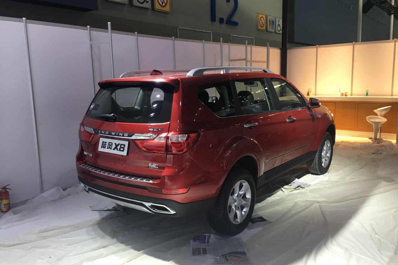 陆风X8