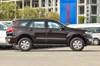 2016款撼路者2.0T自动四驱菁英版汽油