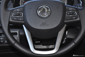 2016款风度MX5 2.0L 自动旗舰版