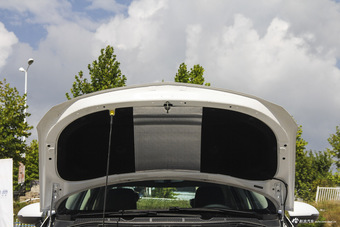 2016款威朗轿跑1.5L自动进取型15S