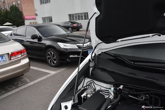 2018款奥德赛2.4L自动至尊版