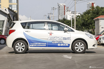 2014款逸致1.8L自动精英版