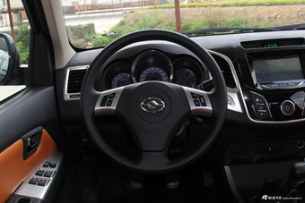 2017款黄海N1S加长型 2.8T手动柴油两驱运动版JE493ZLQ4CB