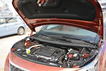 2017款标致4008 1.8T自动380THP豪华GT版 双色定制版