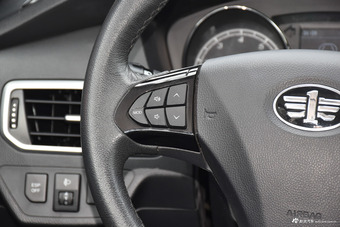 2016款骏派A70 1.6L自动豪华型 