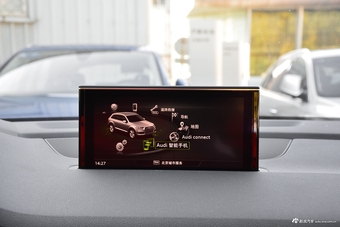 2018款奥迪Q7 3.0T自动45TFSI尊贵型