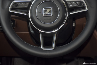 2016款众泰T600 1.5T手动尊贵型运动版