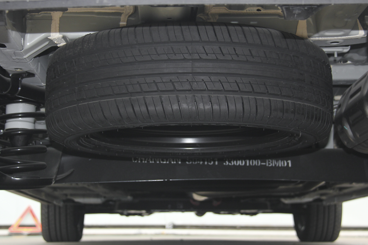 2017款欧尚1.5L手动标准型