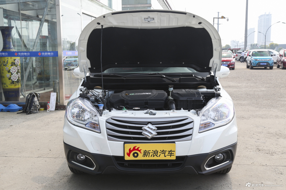 2015款锋驭1.6L手动进取型 珠光白