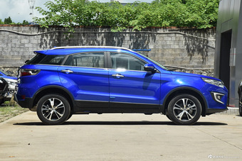 2016款驭胜S330 1.5T自动两驱尊贵版 