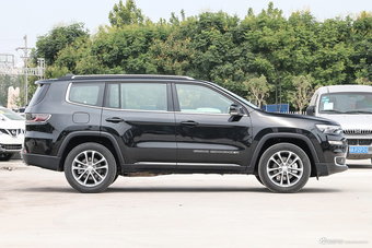 2018款大指挥官2.0T自动四驱臻享版