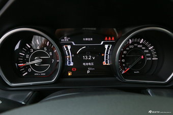2018款大指挥官2.0T自动四驱臻享版