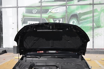 2018款北汽绅宝D50 1.5L手动尊贵智驾版