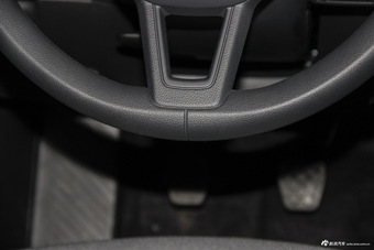 2017款明锐 1.6L手动前行版