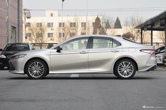 2018款凯美瑞2.5Q自动旗舰型