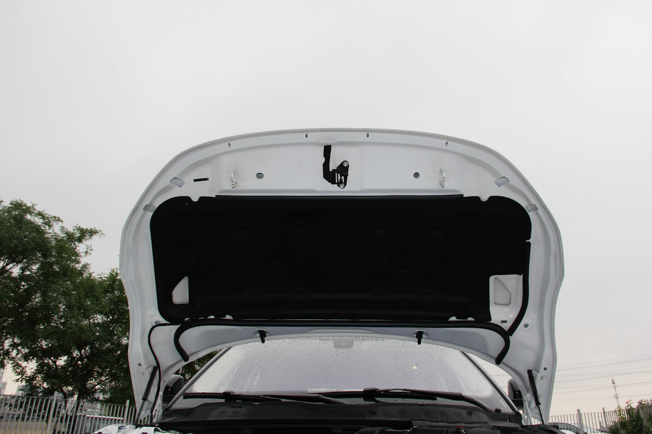 2015款揽胜极光2.0T自动锐动版