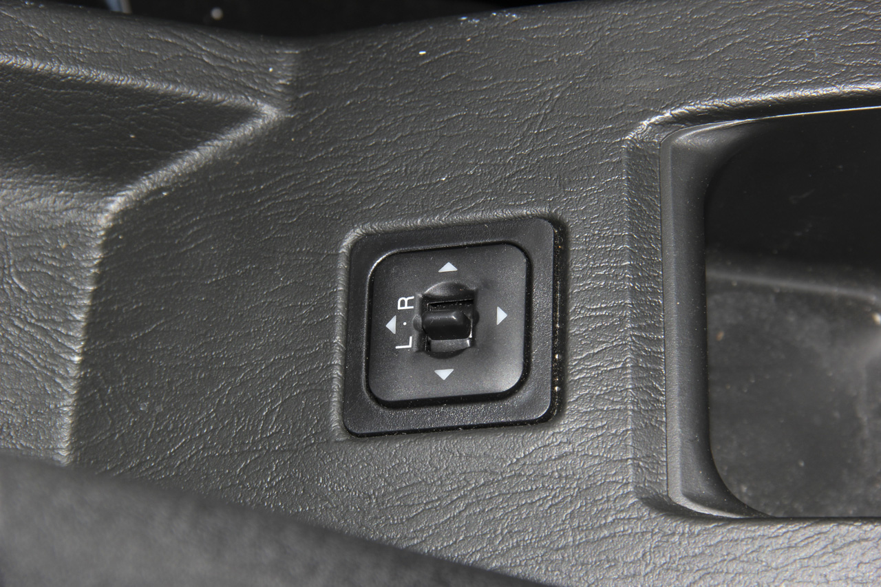 2018款宝典2.9T手动新超值柴油两驱豪华型标准货箱JX4D30B5L