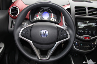 2015款奔奔1.4L自动IMT尊贵型国5