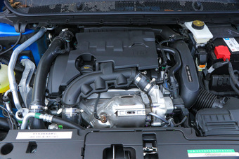 2019款标致408 1.6T自动至尊版350THP