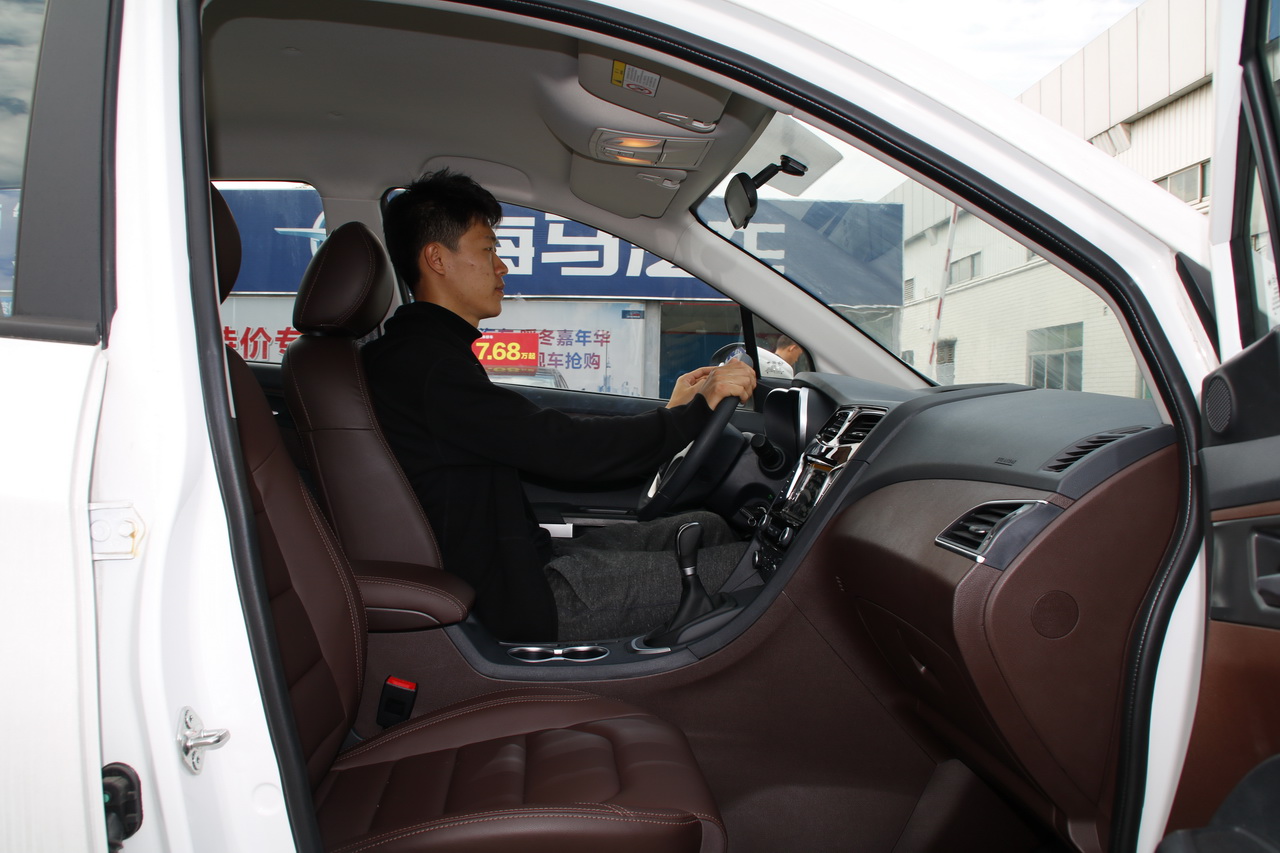 2017福美来七座版1.5T手动适·享型7座