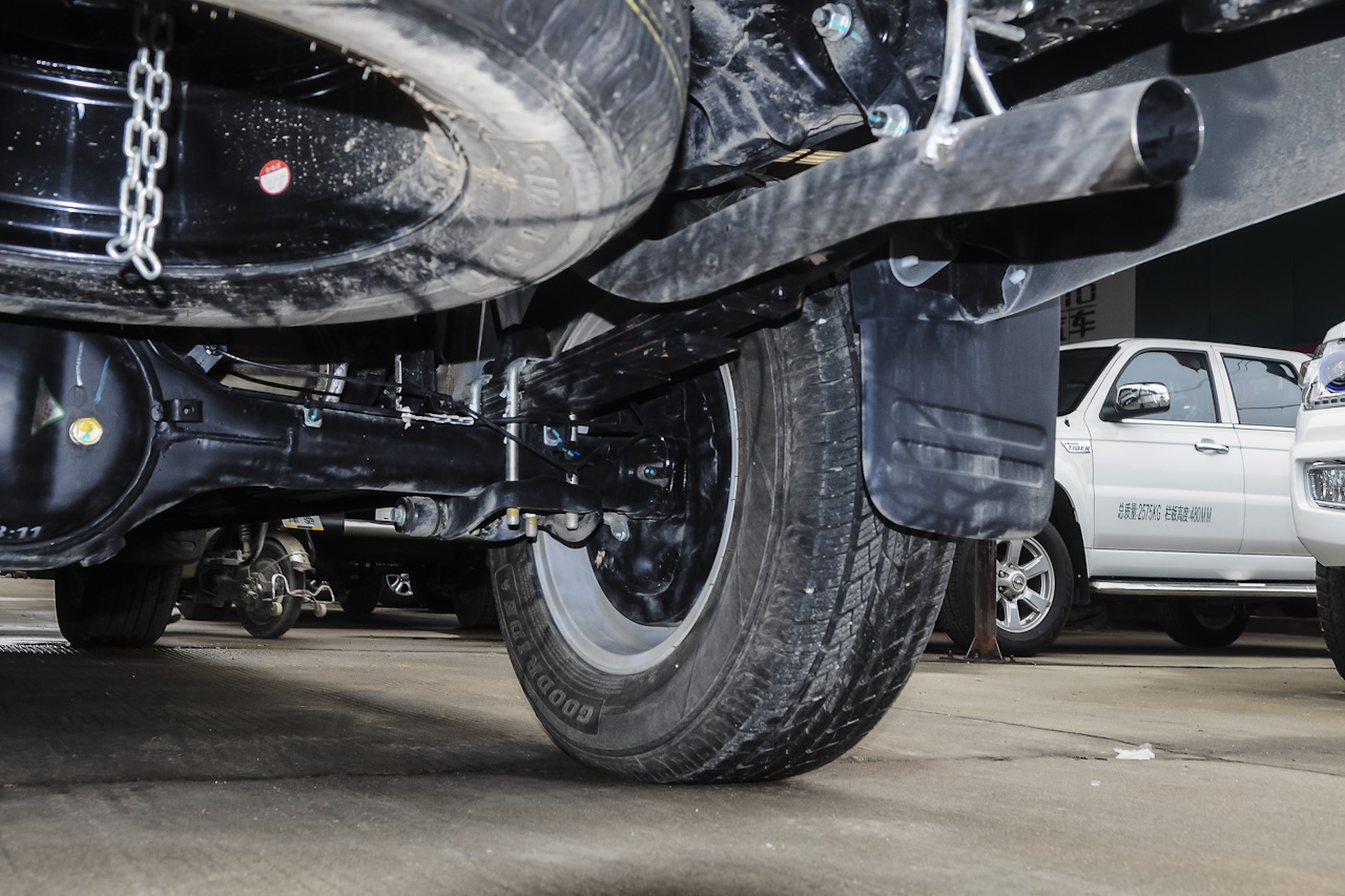 2016款 帅铃T6 2.0T柴油旗舰型D19TCID7