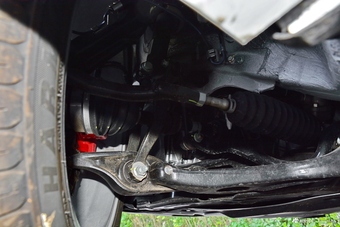 2018款奔腾B70 1.8T自动轿跑版互联智享型