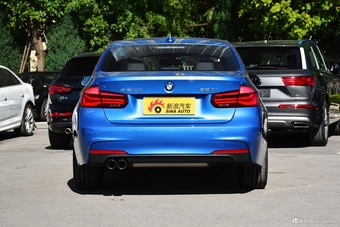 2019款宝马3系2.0T自动运动曜夜版320i M