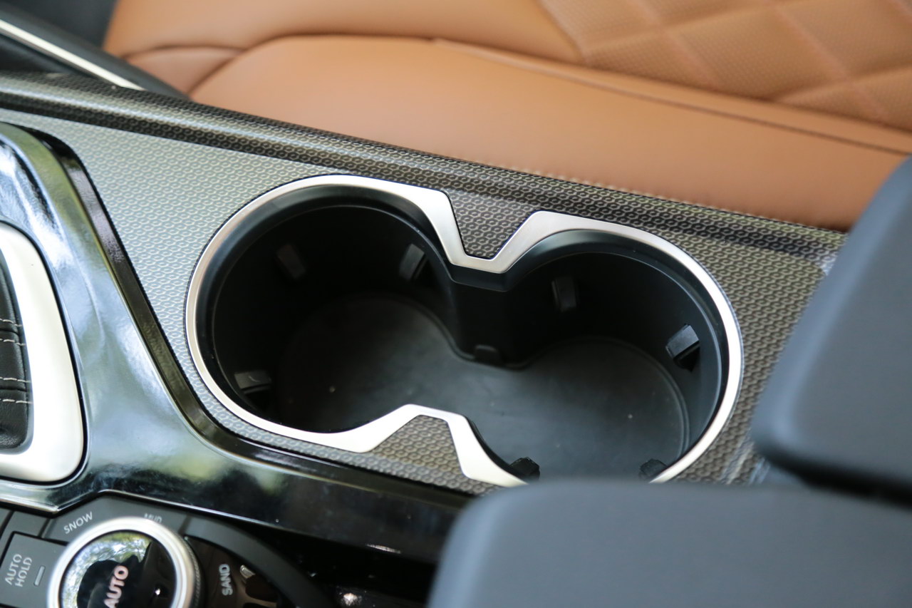 2017上汽大通D90 2.0TGI自动四驱高配版