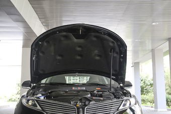 2016款林肯MKZ 2.0T自动尊耀版