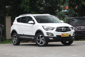 2017款海马S5强动力版1.5T自动豪华型