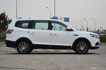 2016款东风风行SX6 1.6L 手动豪华型