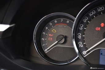 2017款雷凌1.2T G手动精英版