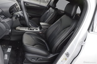 2017款林肯MKC 2.0T 两驱尊悦版（白）