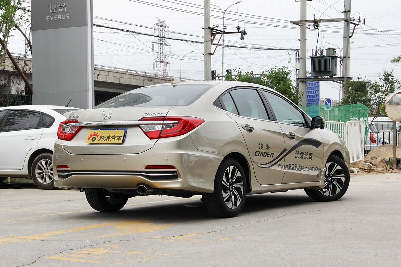 2016款凌派1.8L自动领先版