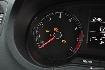 2016款POLO 1.4L手动风尚版