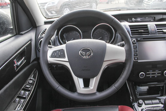 2016款北汽幻速S3 1.5L手动豪华型（国五）