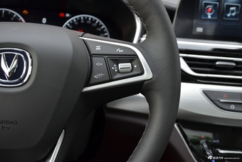 2018款睿骋CC1.5T自动尊雅型