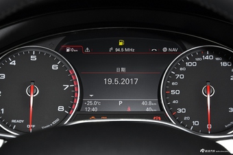 2017款奥迪A6L 2.5L自动30 FSI技术型