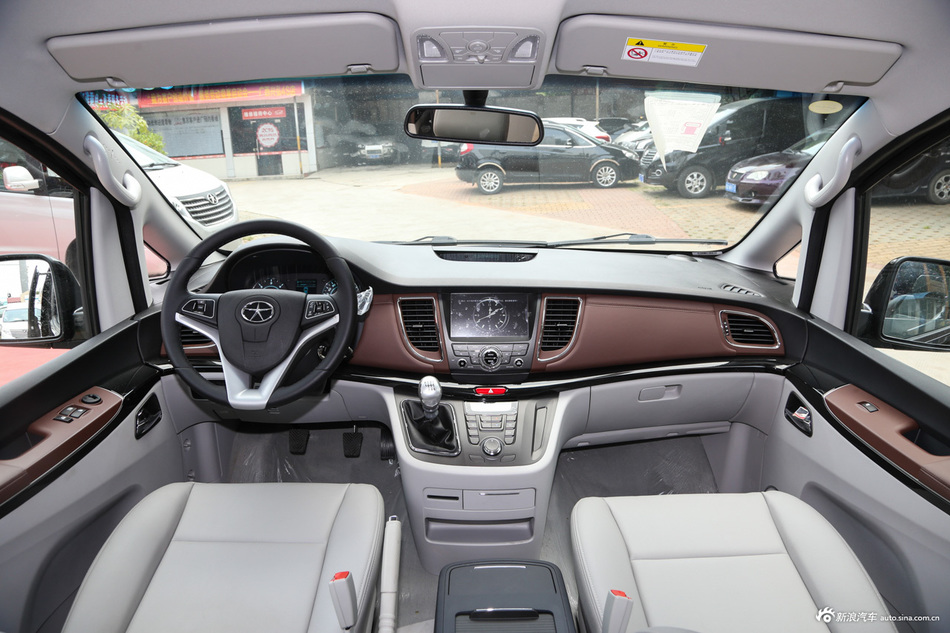 2016款瑞风M5 1.9T手动柴油商务版