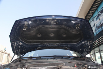 2016款宝马2系旅行车218i 1.5T自动运动设计套装 