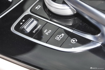2016款奔驰E级2.0T自动E300L 运动豪华型