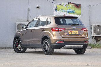 2017款森雅R7 1.6L 自动尊贵型