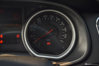 2017款雪铁龙C3-XR 1.6L自动时尚型