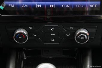 2017款风光580 1.5T手动豪华型