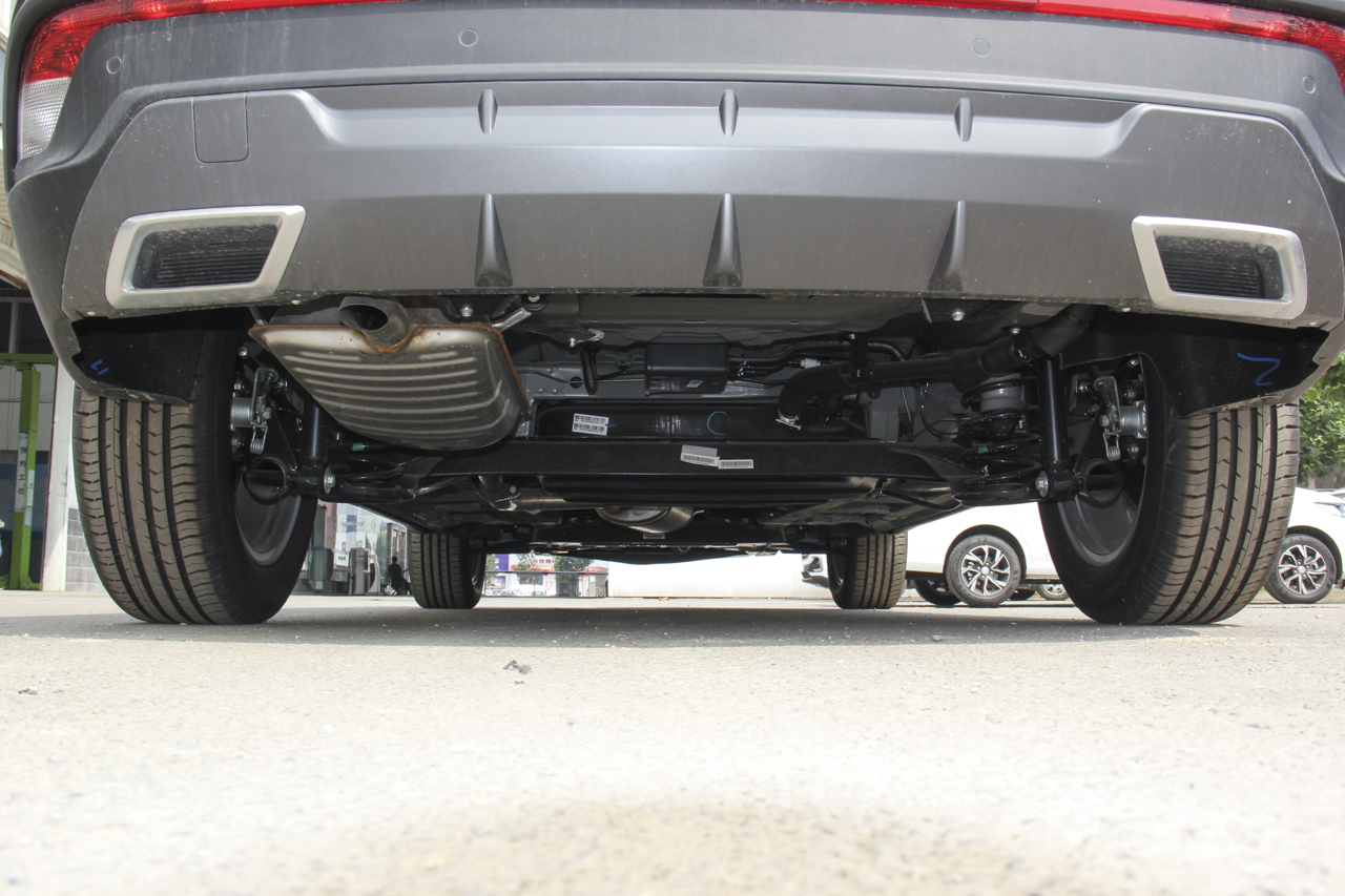 2018款宝骏530 1.5T手动尊贵型