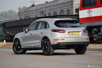 2017款众泰SR9 2.0T 自动极致之梦版（米色）