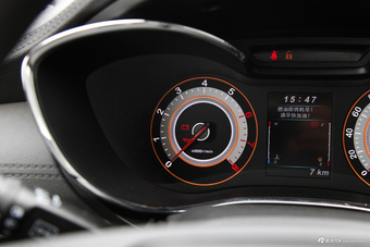 2018款猎豹CS9 1.5T手动劲风型