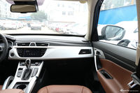 2018款吉利博越1.8TD自动智尊型4G互联版